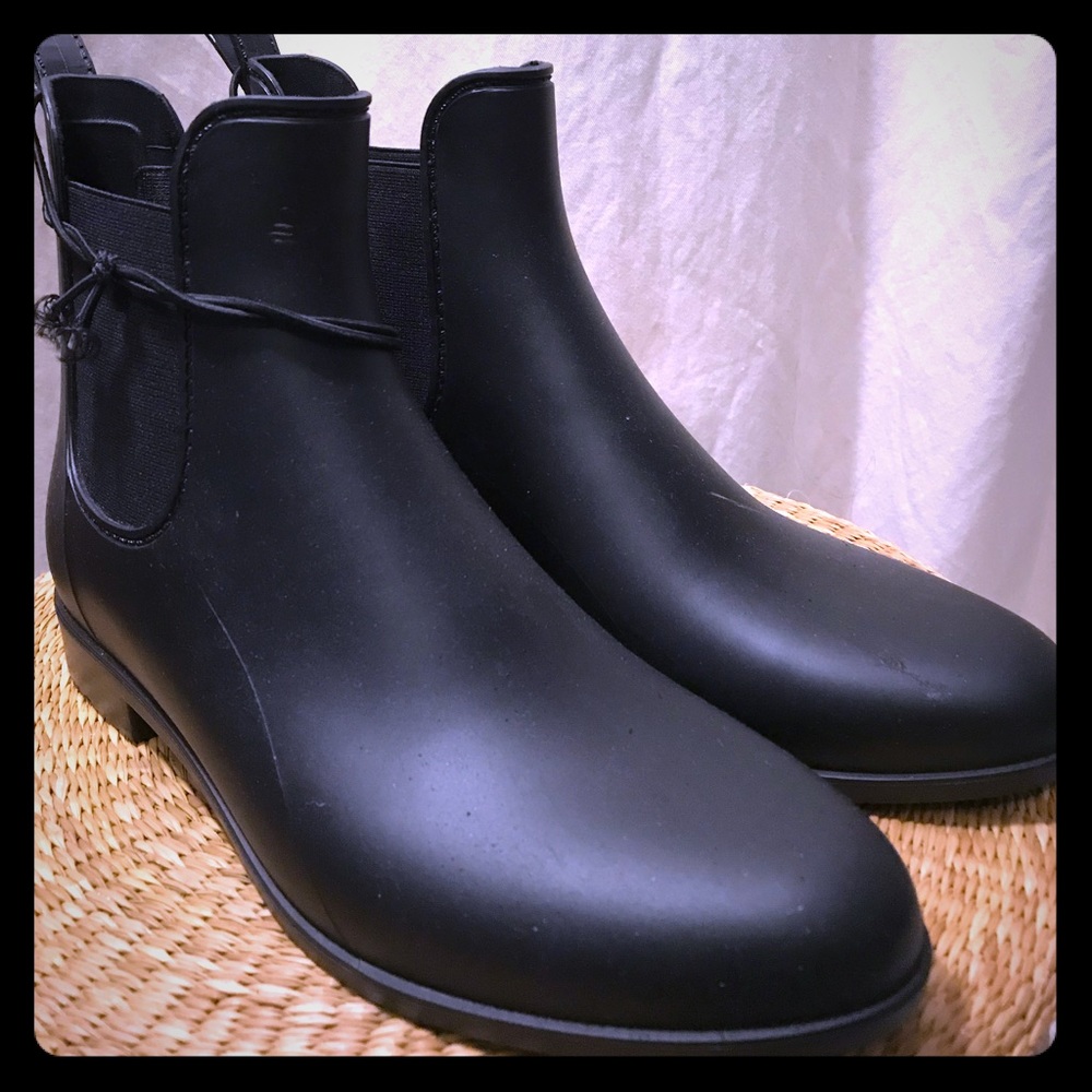 Merona size 11W flat boots.